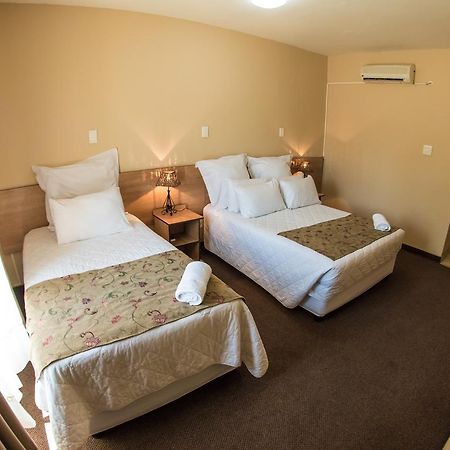 Airport Hotel Kimberley Zewnętrze zdjęcie