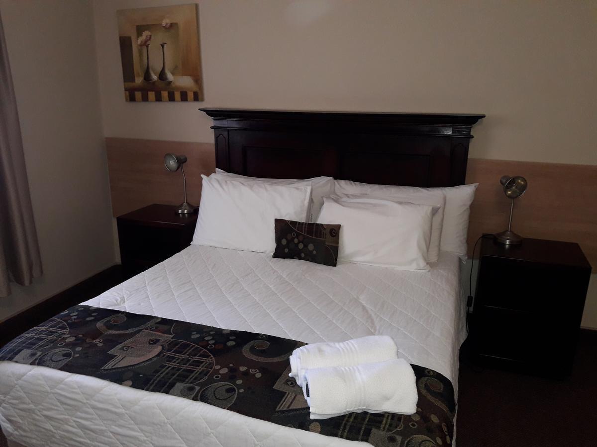 Airport Hotel Kimberley Zewnętrze zdjęcie